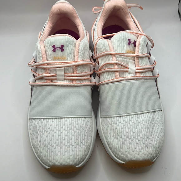 Under Armour Charged Breathe Sneakers Women's 7 NIB - Picture 1 of 10